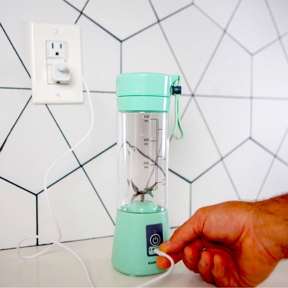 NEW KAMARAMA Portable Rechargeable Juice Shake Smoothie Blender Black - Picture 9 of 15